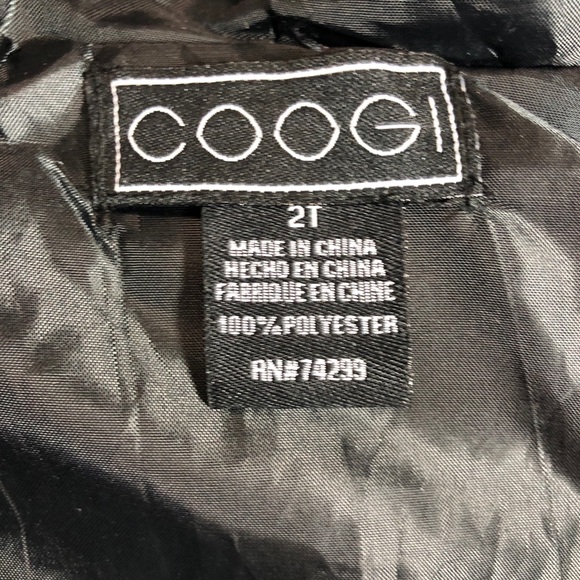 Coogi Girls Puffer Vest - Picture 6 of 8